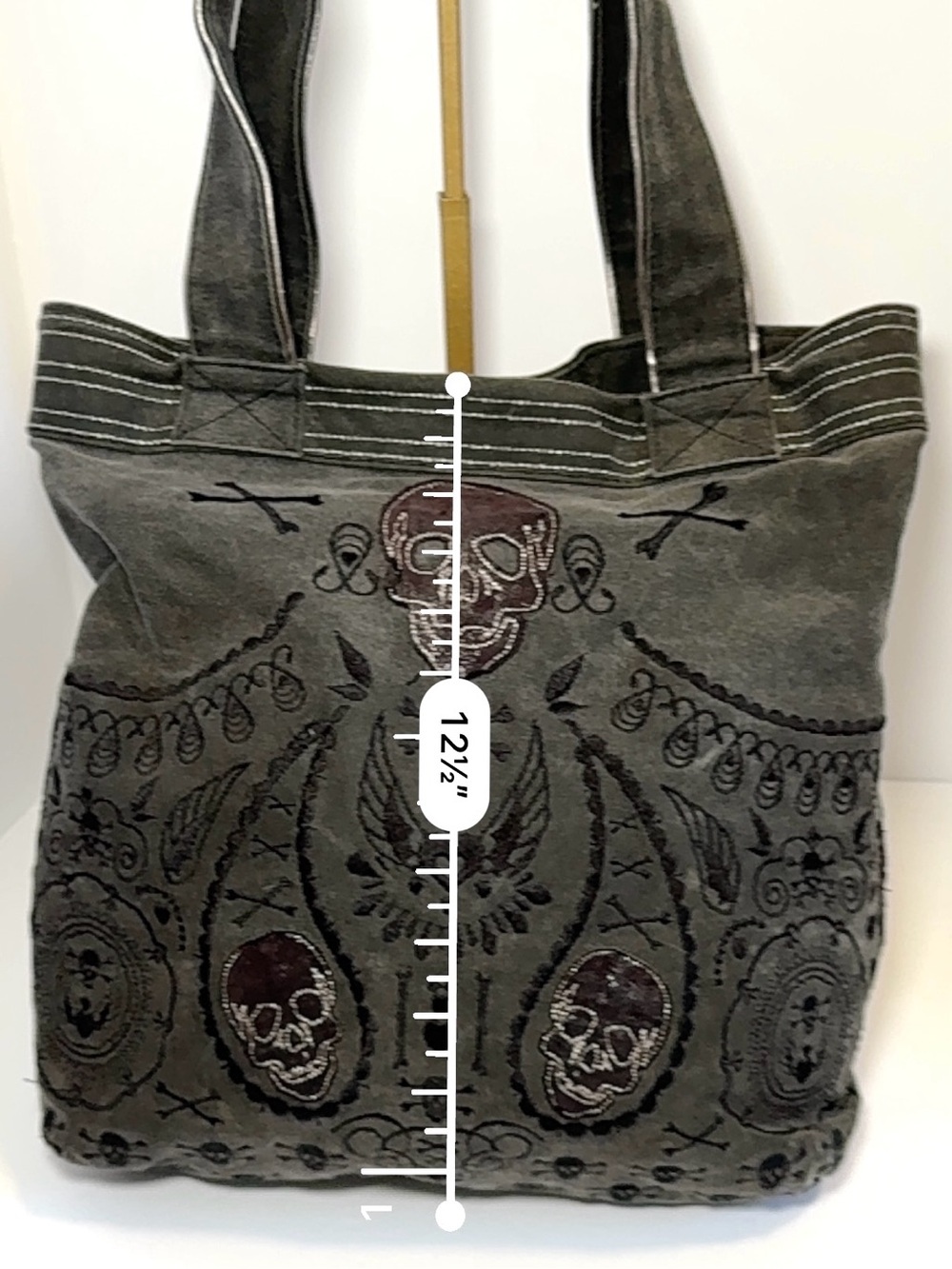 Loungefly Dia De Los Muertos (Sugar Skull) Embroidered Denim Tote Bag - Picture 3 of 7